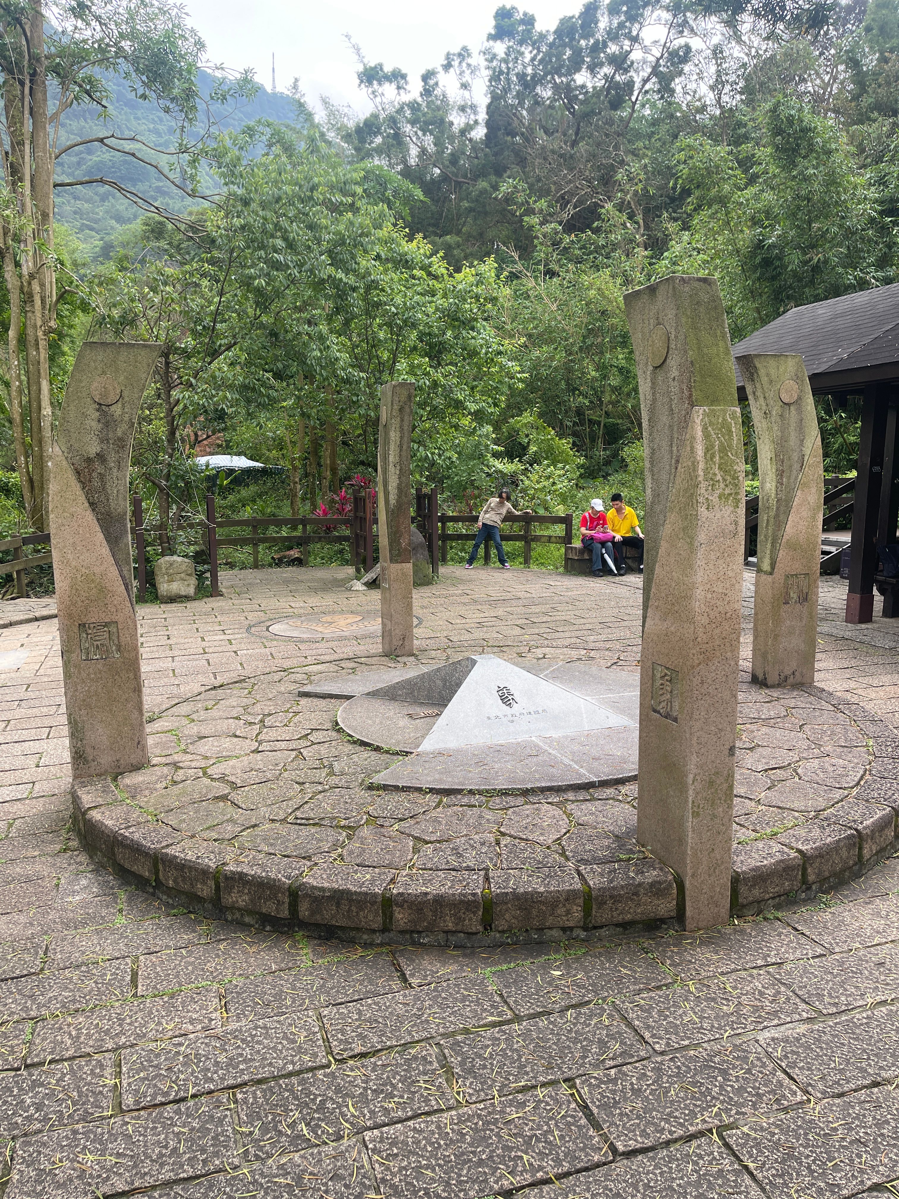 Temple near the entrance to Hushan hiking trail